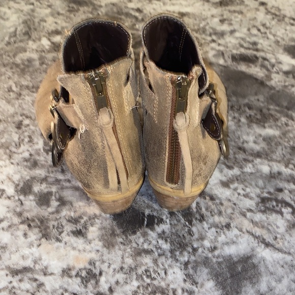 Steve Madden | Cinch Boots - Picture 3 of 5